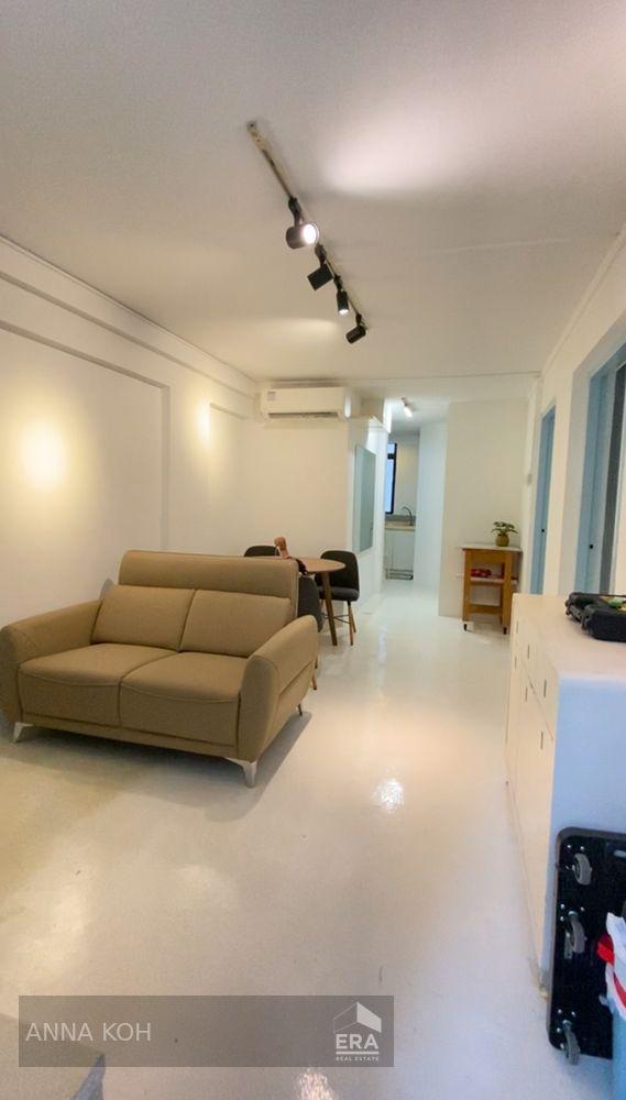 HDB - 2 room for Rent: 