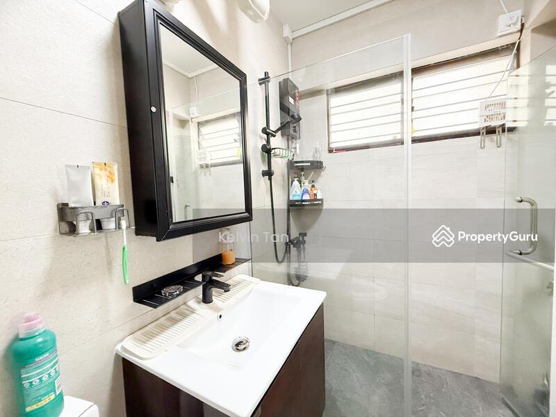 HDB Flat for Rent, 101 Bukit Batok West Avenue 6, SGD 1,400 | 99-year lease