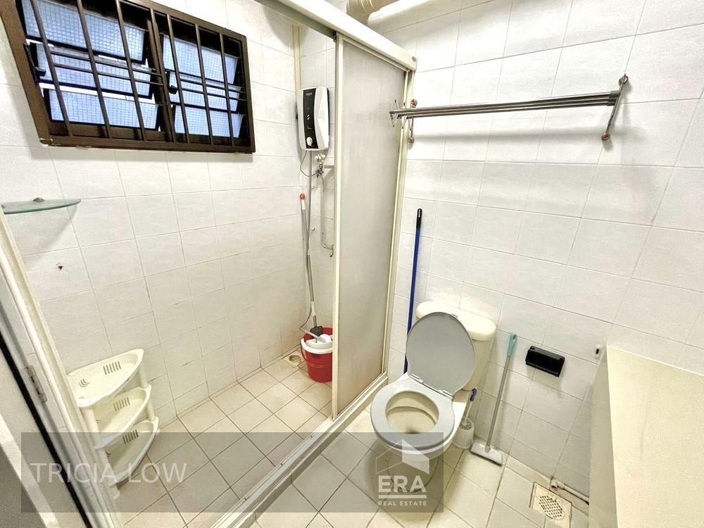 Prop-GPT: HDB - 4 room:   Compassvale Walk 225C Compassvale Walk For Rent