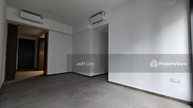 Prop-GPT: Condominium: D07  Midtown Modern