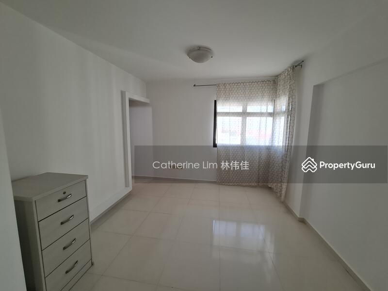 HDB Flat for Rent, 151 Rivervale Crescent, SGD 3,499 | 99-year lease