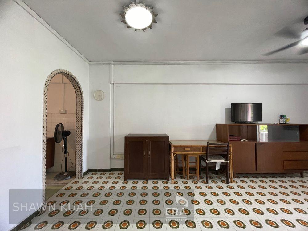 Prop-GPT: HDB - 2 room:   Bedok North Street 1 214 Bedok North Street 1 For Rent