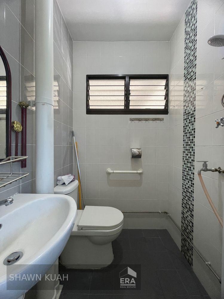 HDB - 2 room for Rent: 