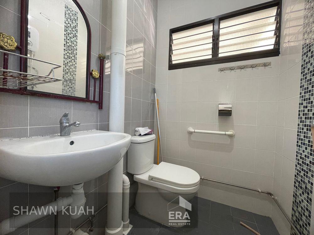 HDB - 2 room for Rent: 