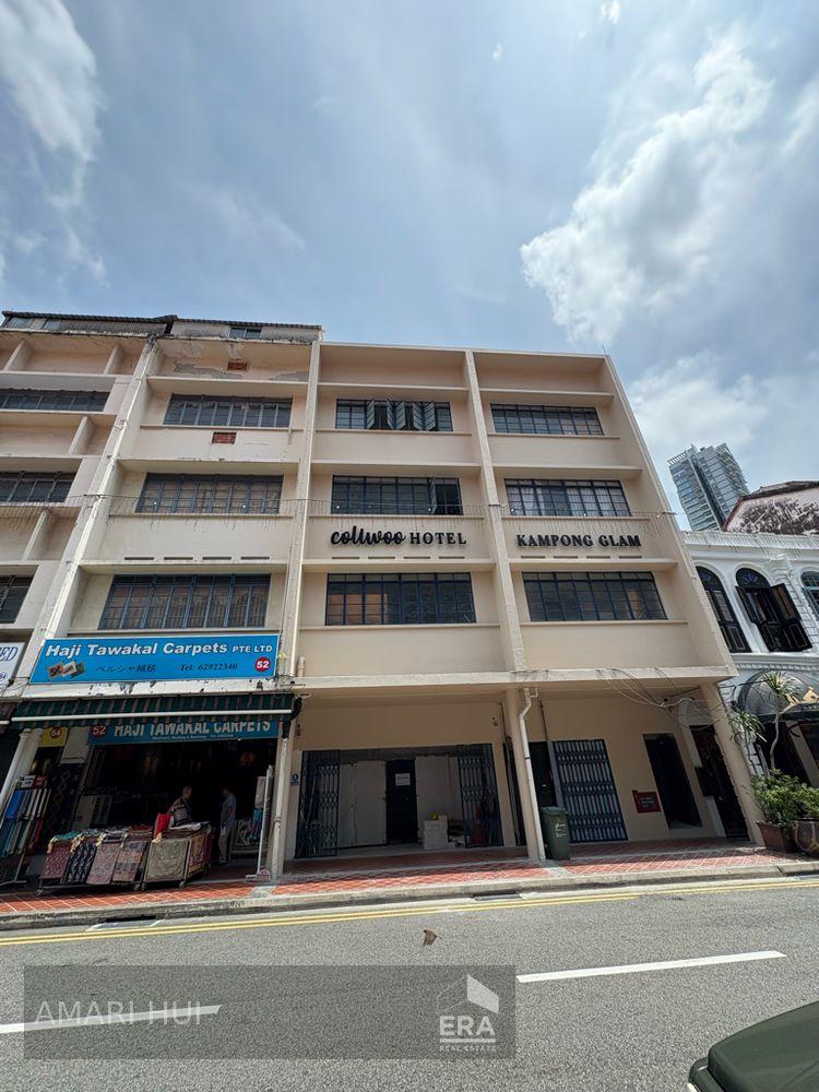 Prop-GPT: Shophouse:   Arab Street Kampong Glam Conservation Area For Rent