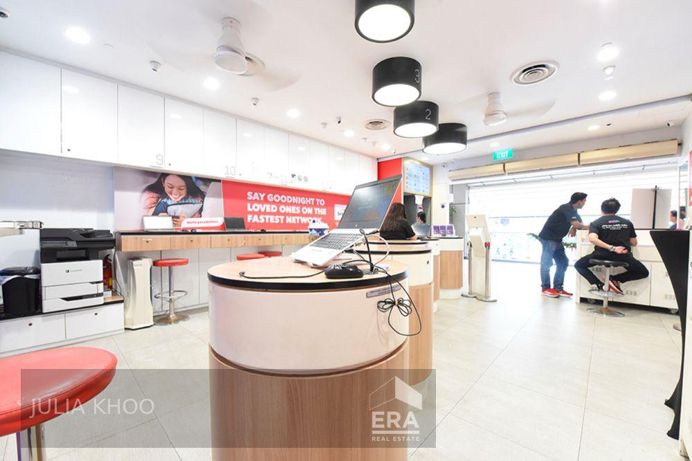 F&B Space for Rent, Orchard Road Lucky Plaza, SGD 20,000 | Freehold