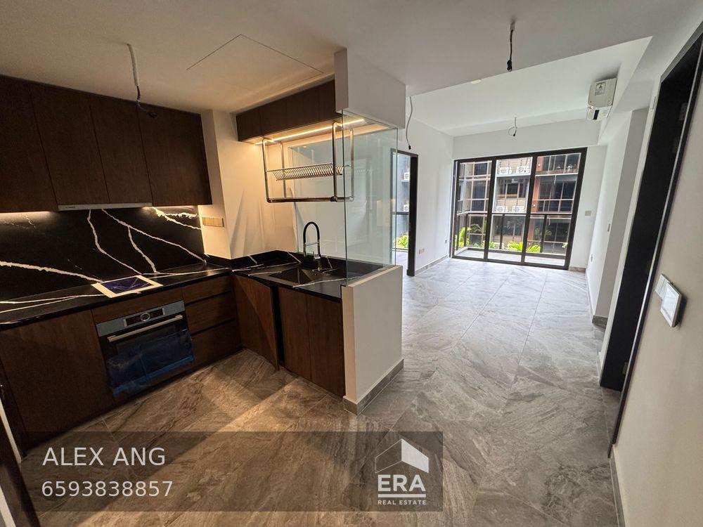 Prop-GPT: Condominium:   Canberra Drive The Commodore For Rent