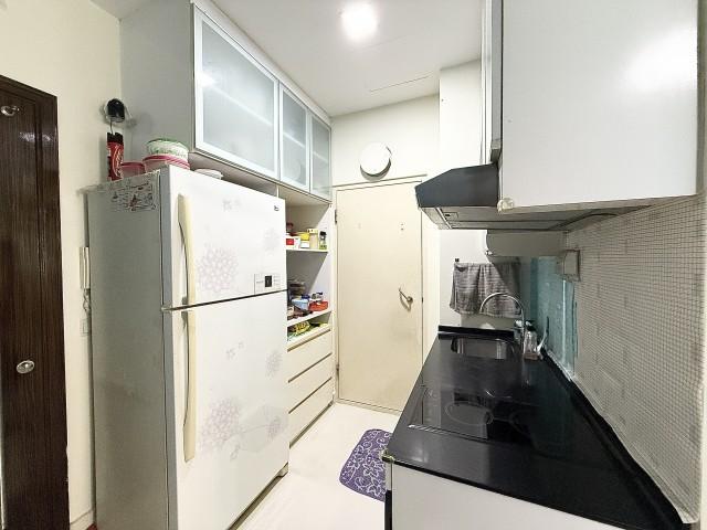 Condominium for Rent: D25, 737784