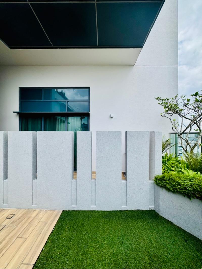 Prop-GPT: Condominium: D22  J Gateway