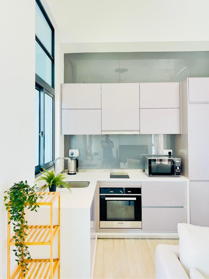 Condominium for Rent, J Gateway Condominium For Rent, $4,600, 2 Bed 2 Bath 743 sqft $6.19 psf, SGD 4,600 | 99-year Leasehold