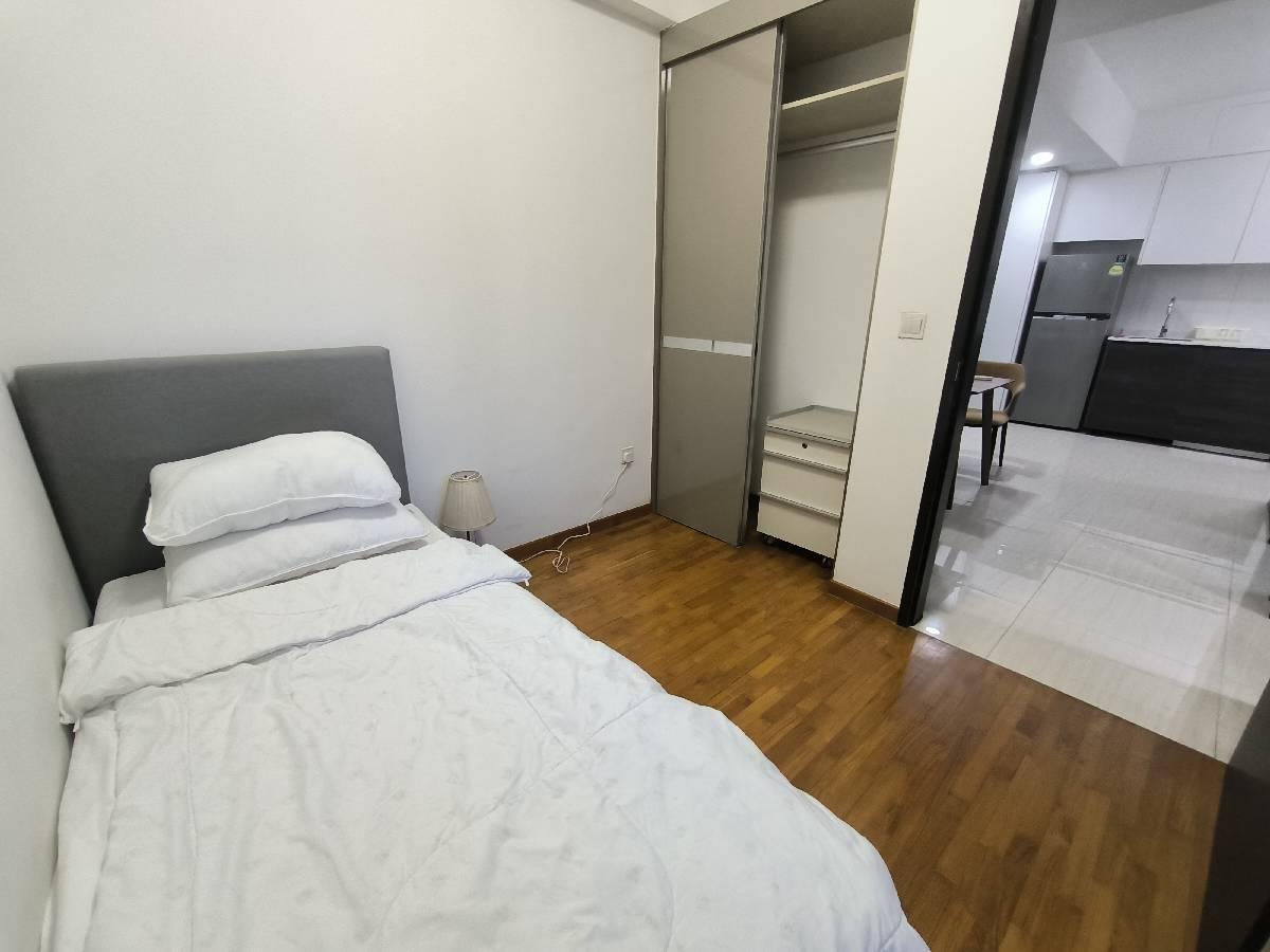 Condominium for Rent, Sims Urban Oasis Condominium For Rent, $3,988, 2 Bed 1 Bath 624 sqft $6.39 psf, SGD 3,988