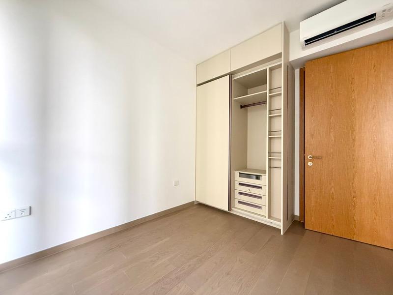 Condominium for Rent, Penrose Condominium For Rent, $4,200, 2 Bed 2 Bath 710 sqft $5.92 psf, SGD 4,200 | 99-year Leasehold