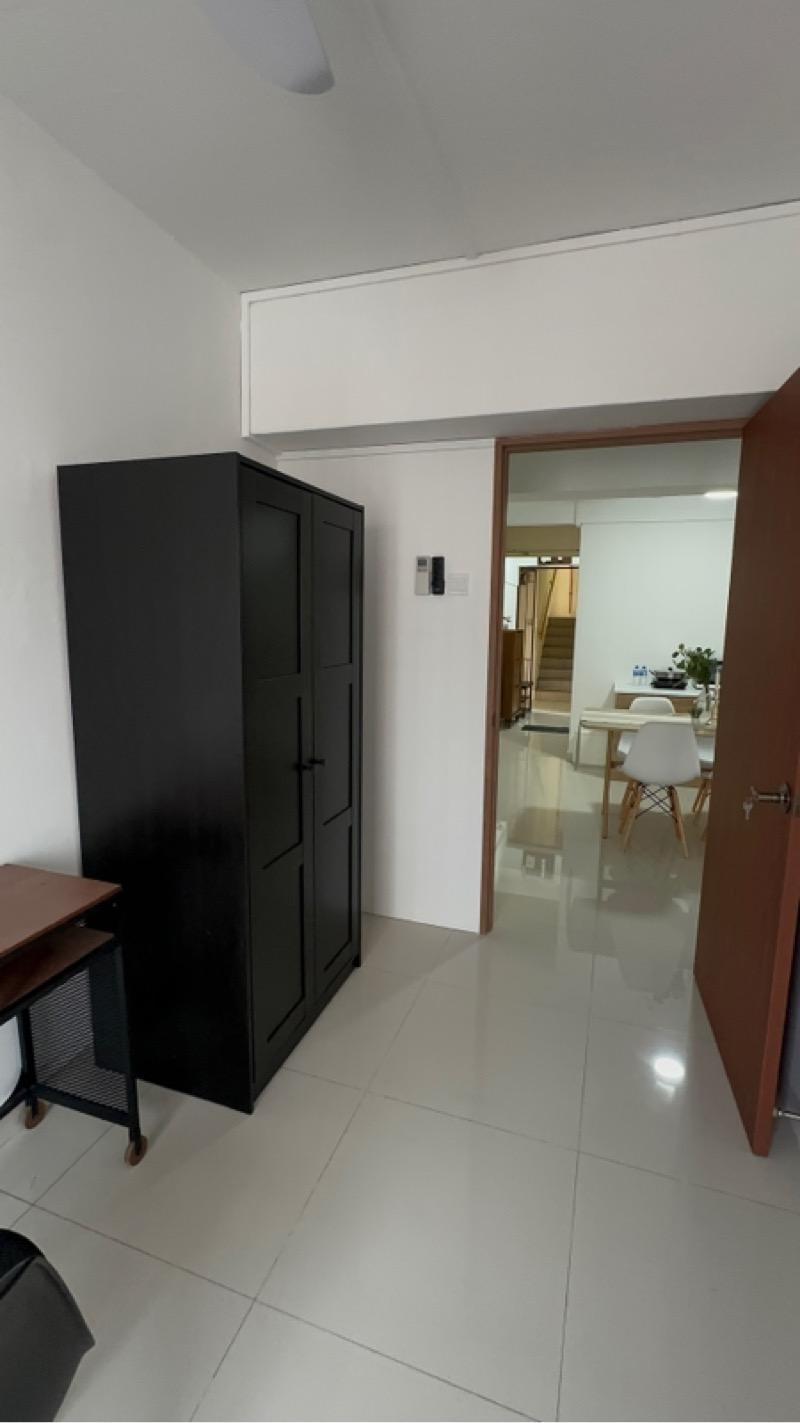 Apartment for Rent, People's Park Complex Apartment For Rent, $7,000, 6 Bed 4 Bath 1,120 sqft $6.25 psf, SGD 7,000