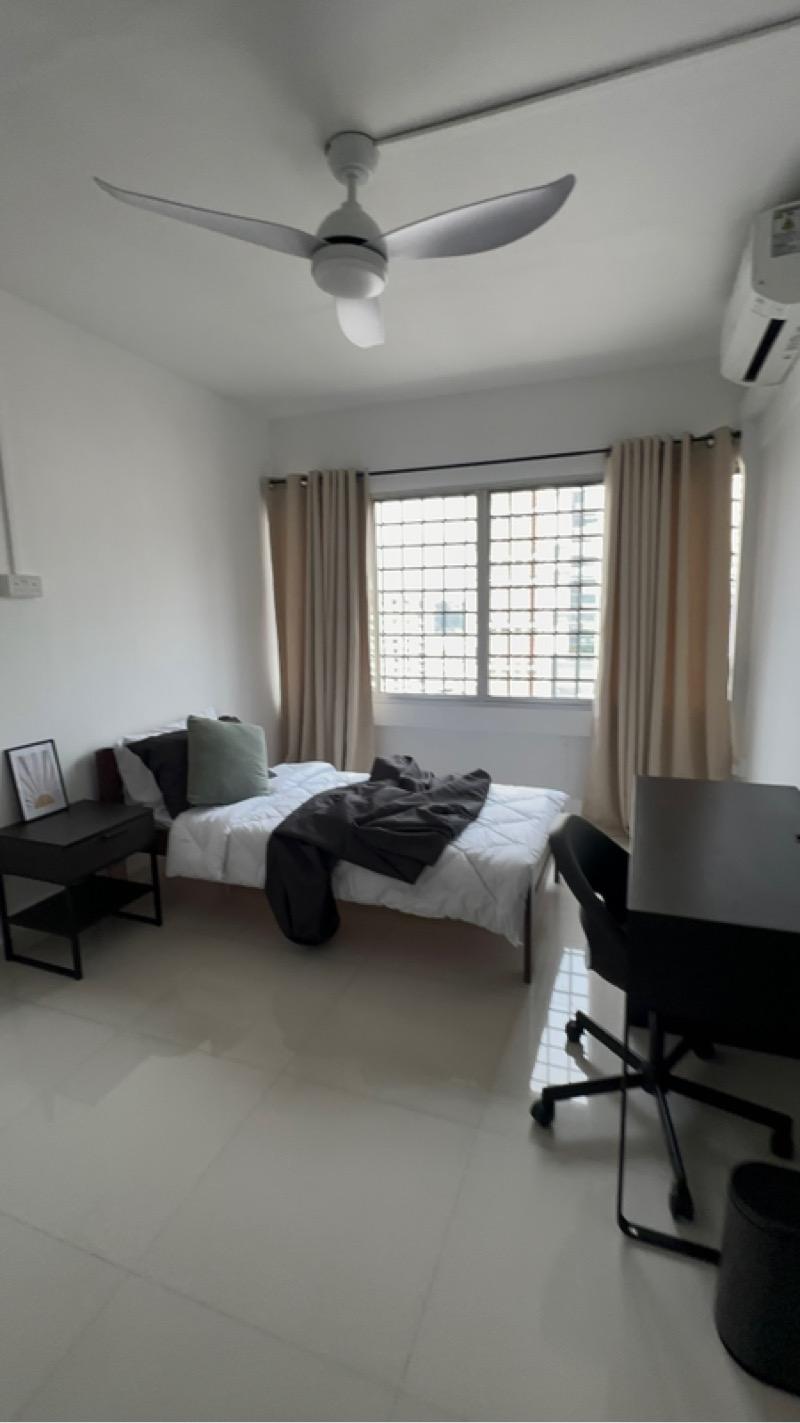 Apartment for Rent, People's Park Complex Apartment For Rent, $7,000, 6 Bed 4 Bath 1,120 sqft $6.25 psf, SGD 7,000