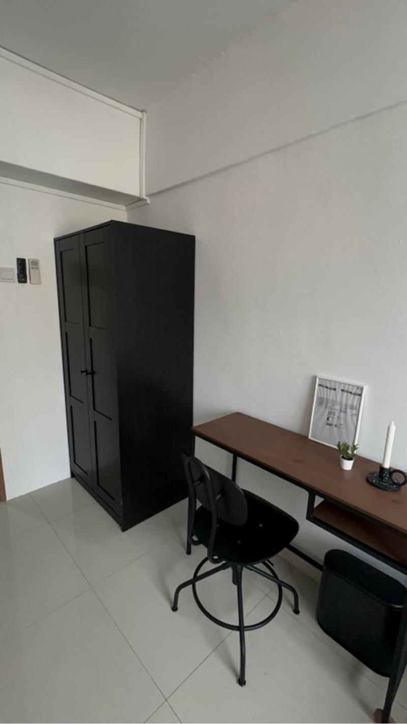 Apartment for Rent, People's Park Complex Apartment For Rent, $7,000, 6 Bed 4 Bath 1,120 sqft $6.25 psf, SGD 7,000