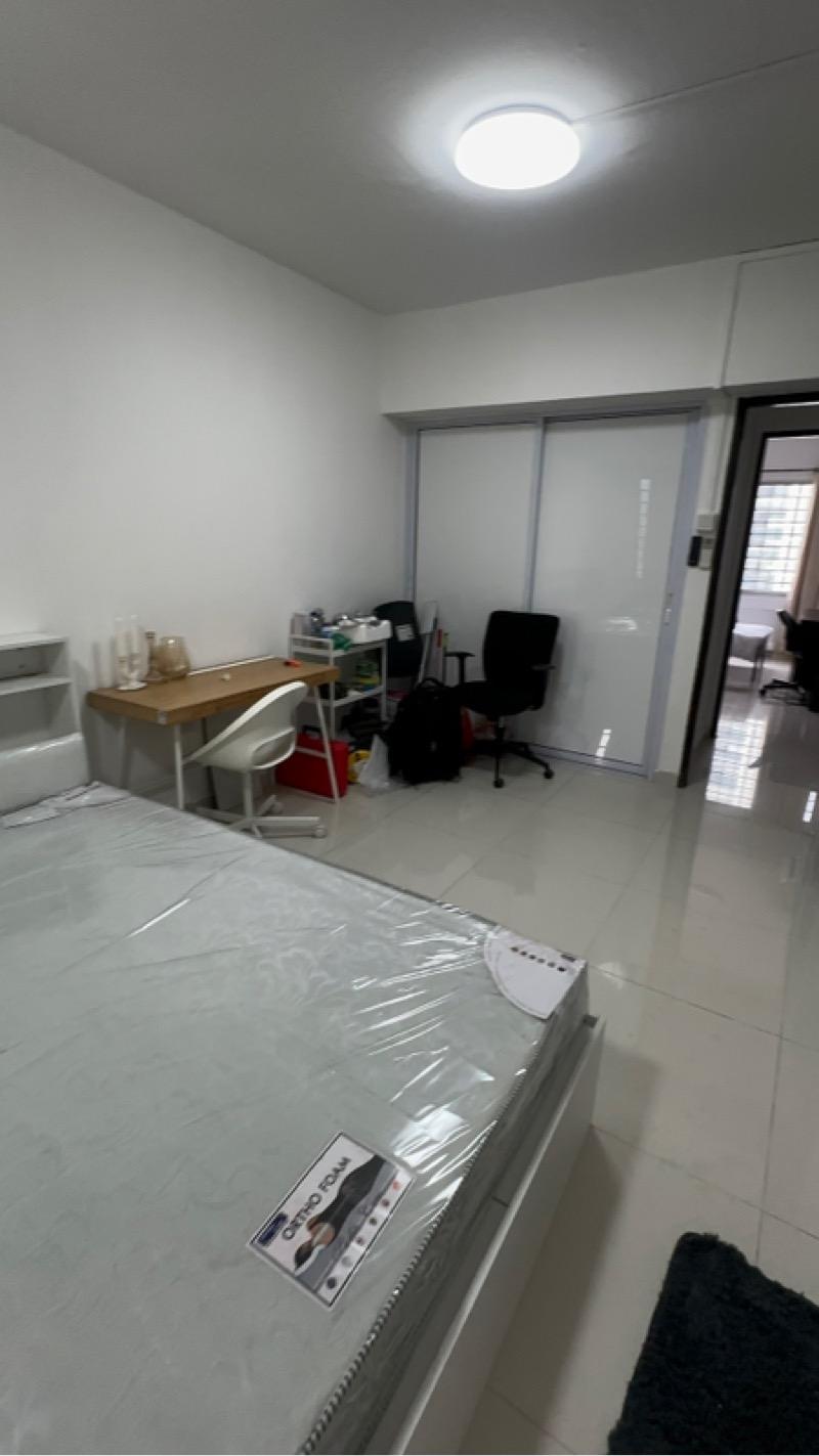 Apartment for Rent, People's Park Complex Apartment For Rent, $7,000, 6 Bed 4 Bath 1,120 sqft $6.25 psf, SGD 7,000