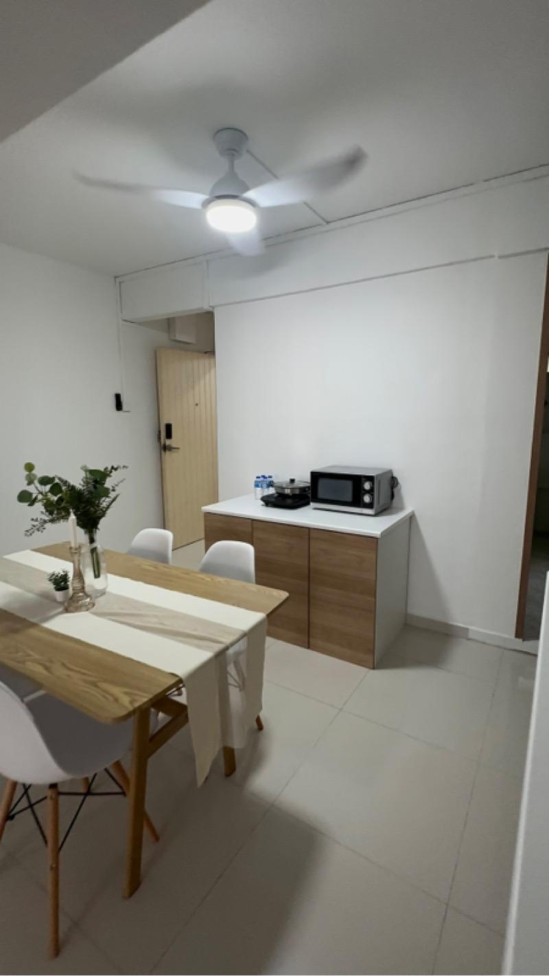 Apartment for Rent, People's Park Complex Apartment For Rent, $7,000, 6 Bed 4 Bath 1,120 sqft $6.25 psf, SGD 7,000