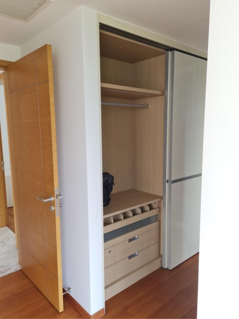Condominium for Rent, Suites @ Cairnhill Condominium For Rent, $10,000, 4 Bed 4 Bath 1,860 sqft $5.38 psf, SGD 10,000