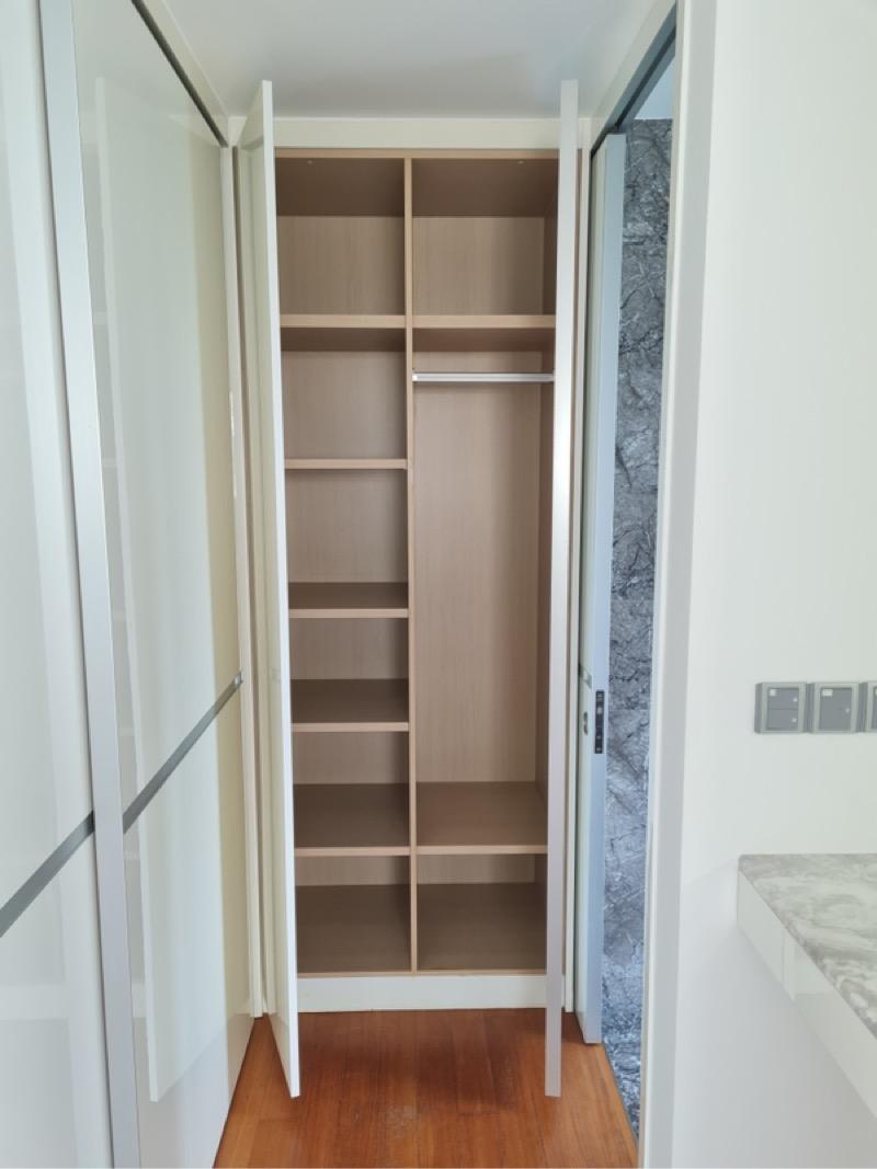 Condominium for Rent, Suites @ Cairnhill Condominium For Rent, $10,000, 4 Bed 4 Bath 1,860 sqft $5.38 psf, SGD 10,000