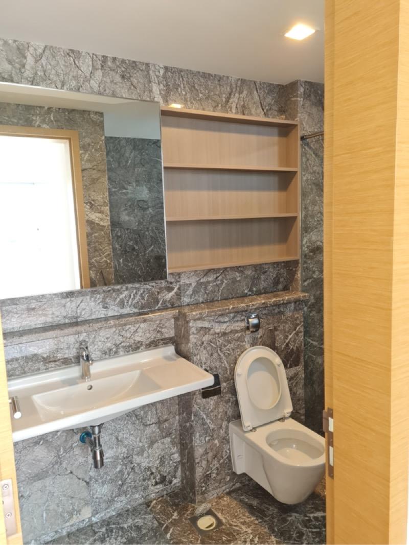 Condominium for Rent, Suites @ Cairnhill Condominium For Rent, $7,200, 2 Bed 2 Bath 1,184 sqft $6.08 psf, SGD 7,200