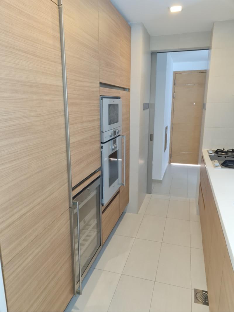Condominium for Rent, Suites @ Cairnhill Condominium For Rent, $7,200, 2 Bed 2 Bath 1,184 sqft $6.08 psf, SGD 7,200