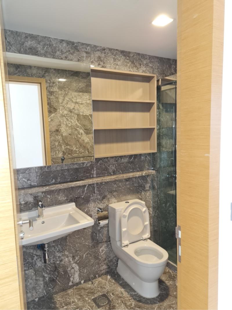 Condominium for Rent, Suites @ Cairnhill Condominium For Rent, $7,200, 2 Bed 2 Bath 1,184 sqft $6.08 psf, SGD 7,200