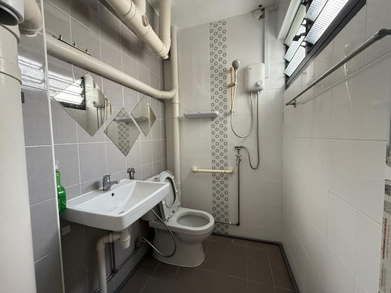 HDB Apartment for Rent, 172 Woodlands Street 13 HDB Apartment For Rent, $3,600, 3 Bed 2 Bath 990 sqft $3.64 psf, SGD 3,600 | 99-year Leasehold