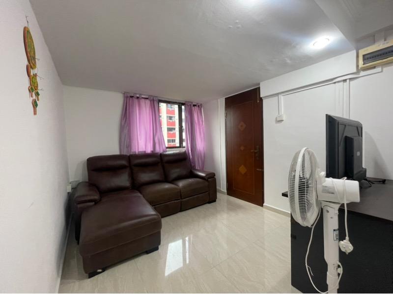 Prop-GPT: HDB Apartment: D20 Ang Mo Kio 610 Ang Mo Kio Avenue 4