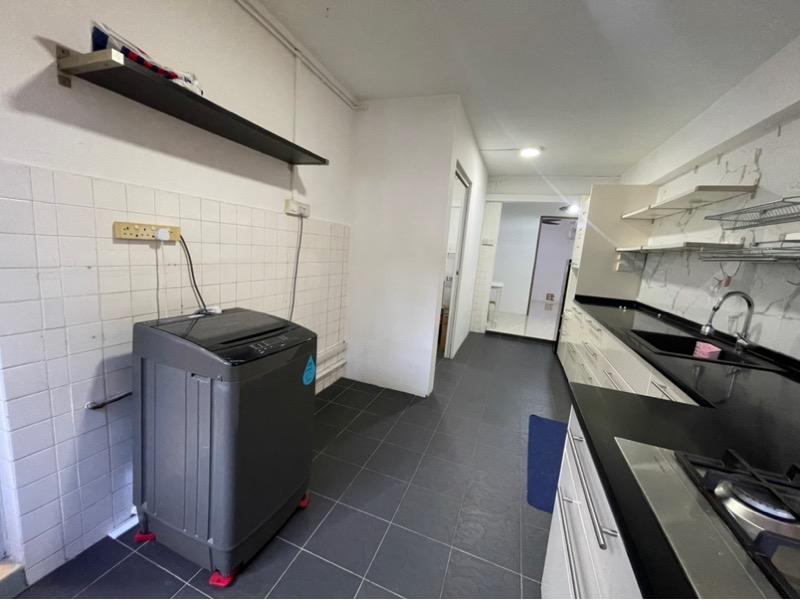 HDB Apartment for Rent, 610 Ang Mo Kio Avenue 4 HDB Apartment For Rent, $2,750, 2 Bed 2 Bath 882 sqft $3.12 psf, SGD 2,750 | 99-year Leasehold