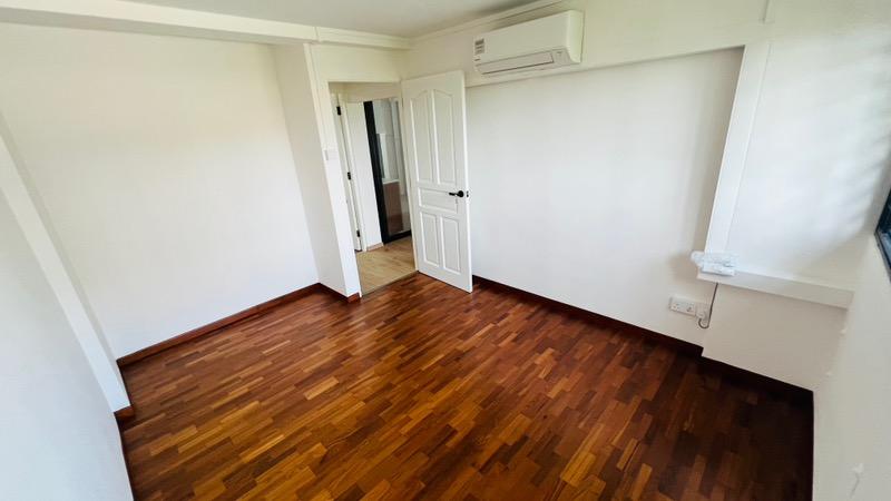 HDB Apartment for Rent, 15 Beach Road HDB Apartment For Rent, $4,100, 3 Bed 2 Bath 828 sqft $4.95 psf, SGD 4,100 | 99-year Leasehold
