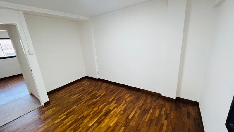 HDB Apartment for Rent, 15 Beach Road HDB Apartment For Rent, $4,100, 3 Bed 2 Bath 828 sqft $4.95 psf, SGD 4,100 | 99-year Leasehold