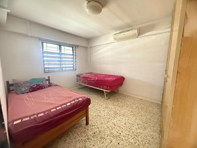 HDB Apartment for Rent, 19 Ghim Moh Road HDB Apartment For Rent, $3,200, 3 Bed 1 Bath 700 sqft $4.57 psf, SGD 3,200 | 99-year Leasehold