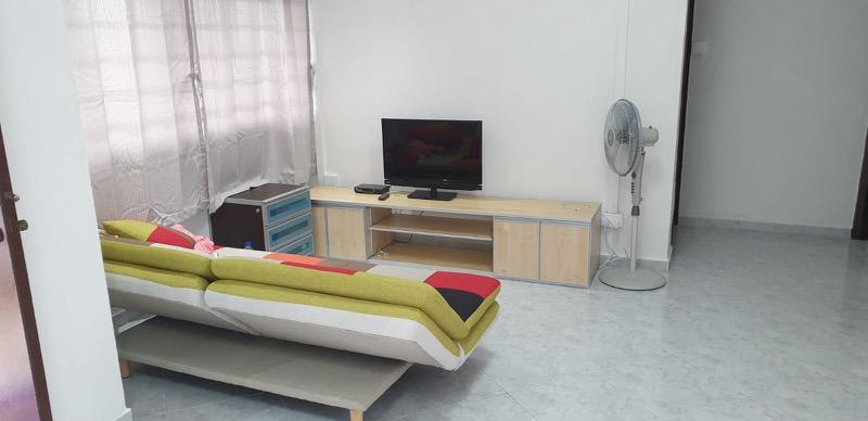 Prop-GPT: HDB Apartment: D25  775 Woodlands Crescent