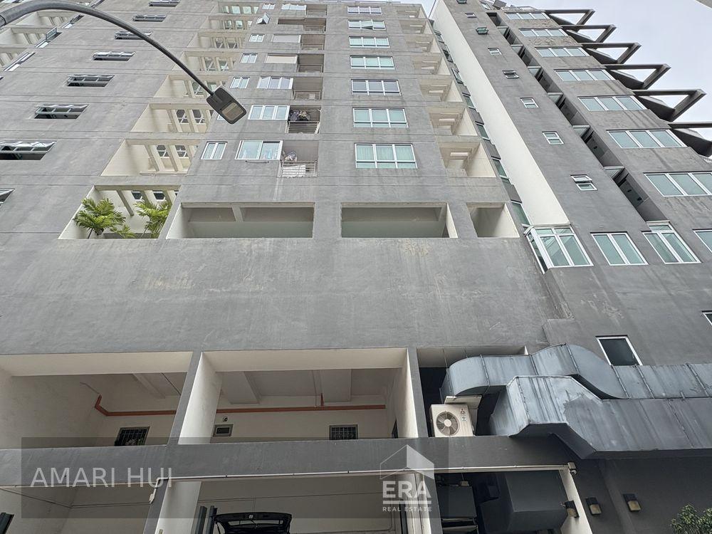 Condominium for Rent: 
