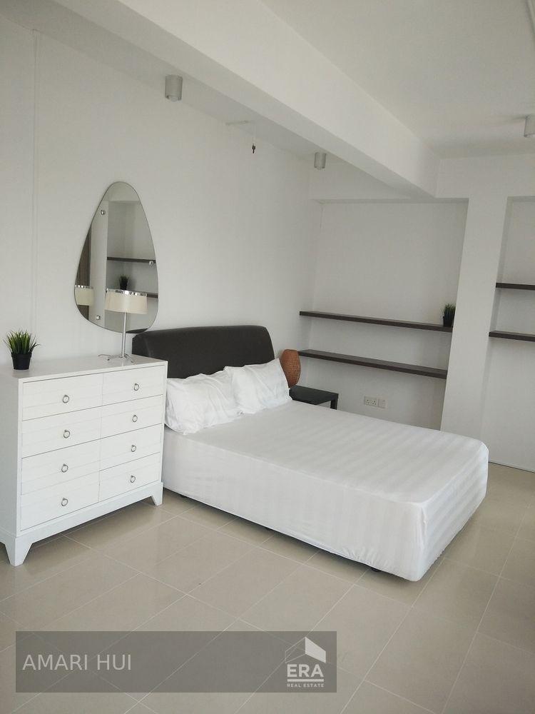Condominium for Rent: 