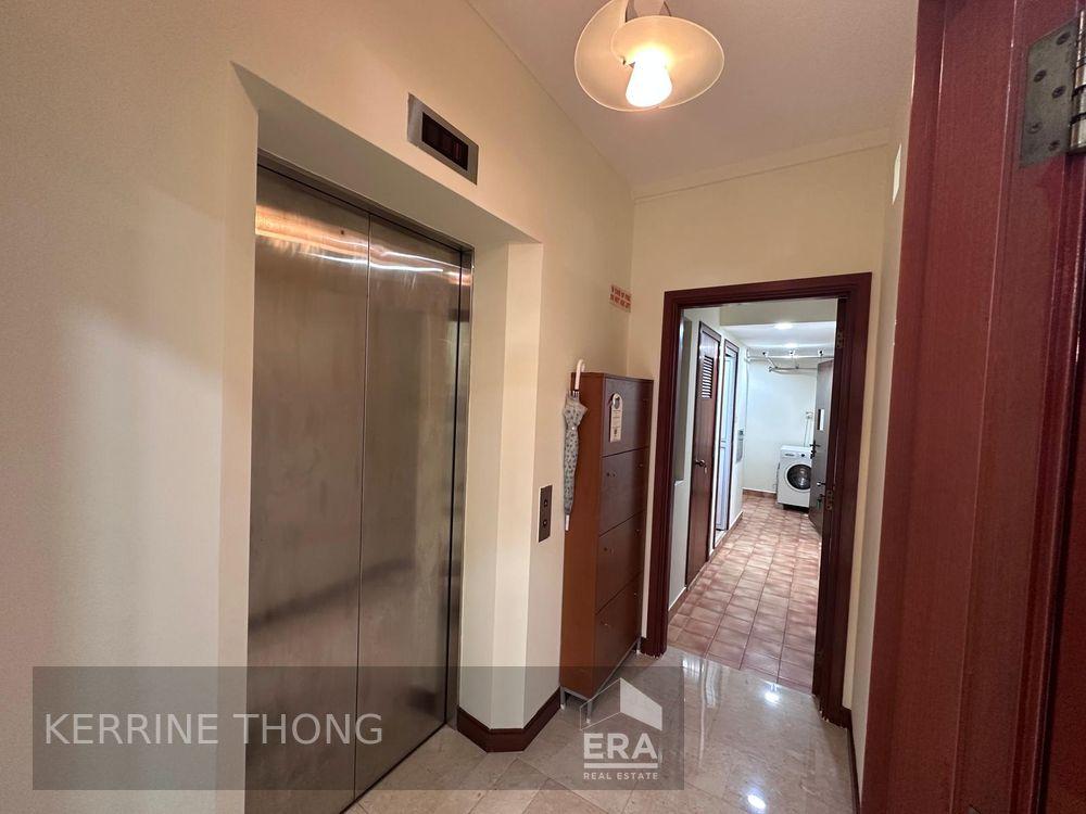 Prop-GPT: Condominium:   Jurong East Street 32 The Mayfair For Rent
