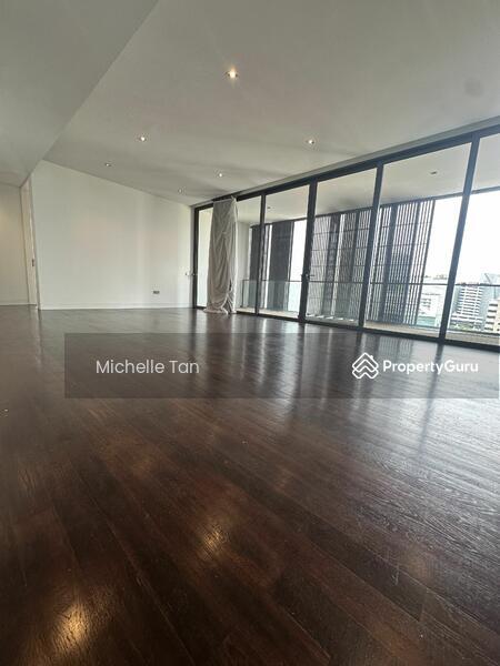 Prop-GPT: Condominium: D09  Lloyd SixtyFive