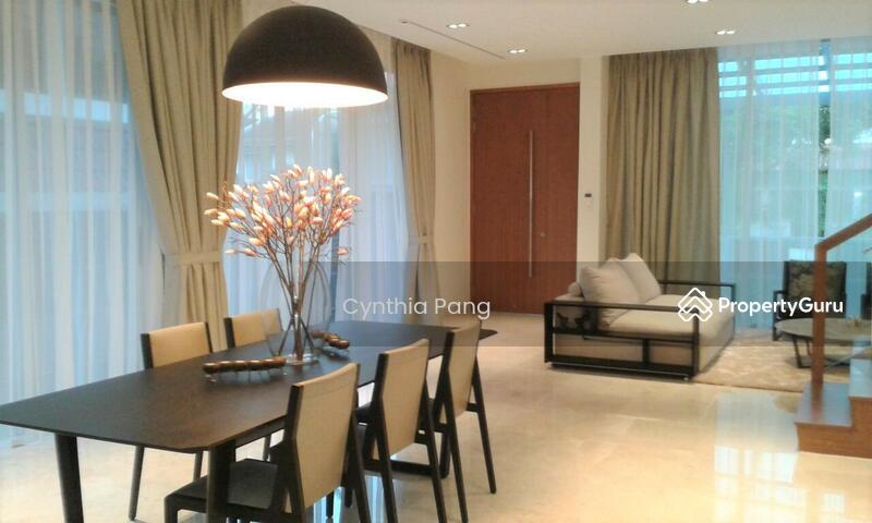 Prop-GPT: Semi-Detached: D09  One Tree Hill Luxurious Modern Semi-D Orchard