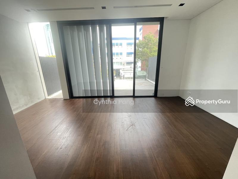 Terrace for Rent, Modern designer terrace in Novena with lift and pool, SGD 15,000