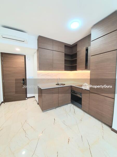 Condominium for Rent, Queens Peak, SGD 4,200 | 99-year lease