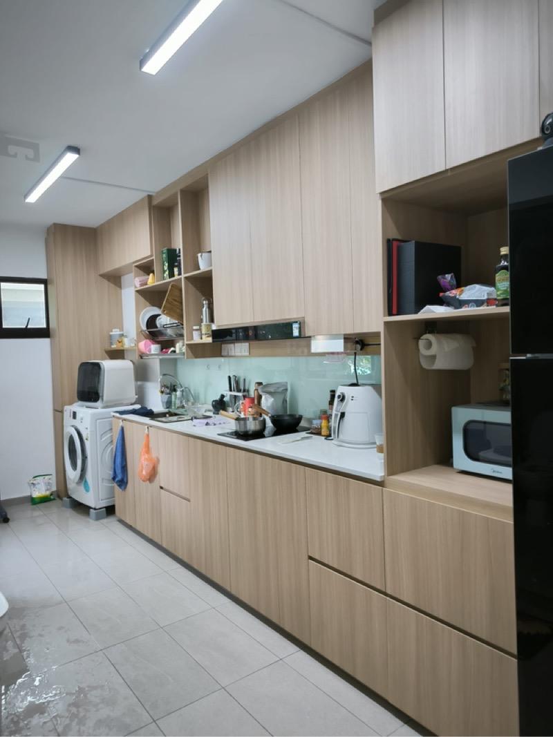 HDB Apartment for Rent, 19 Jalan Tenteram HDB Apartment Room Rental, $900, 1 Bed 2 Bath 979 sqft $0.92 psf, SGD 900 | 99-year Leasehold