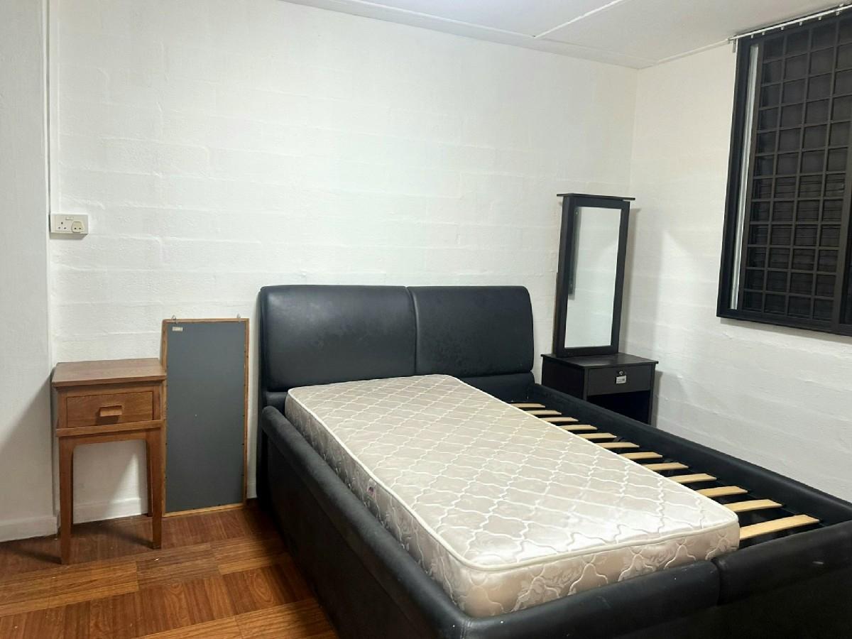 HDB Apartment for Rent, 71 Lorong 4 Toa Payoh HDB Apartment For Rent, $2,700, 2 Bed 1 Bath 624 sqft $4.33 psf, SGD 2,700