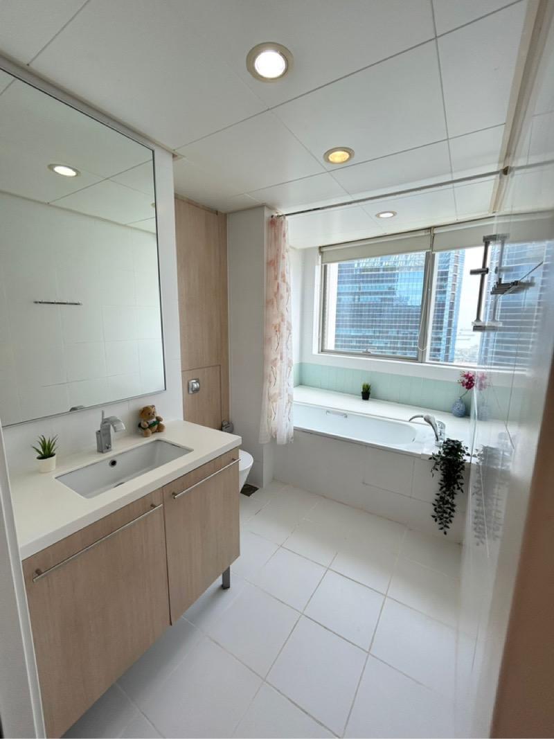 Apartment for Rent, The Sail @ Marina Bay Apartment Room Rental, $3,500, 1 Bed 1 Bath 220 sqft $15.91 psf, SGD 3,500 | 99-year Leasehold