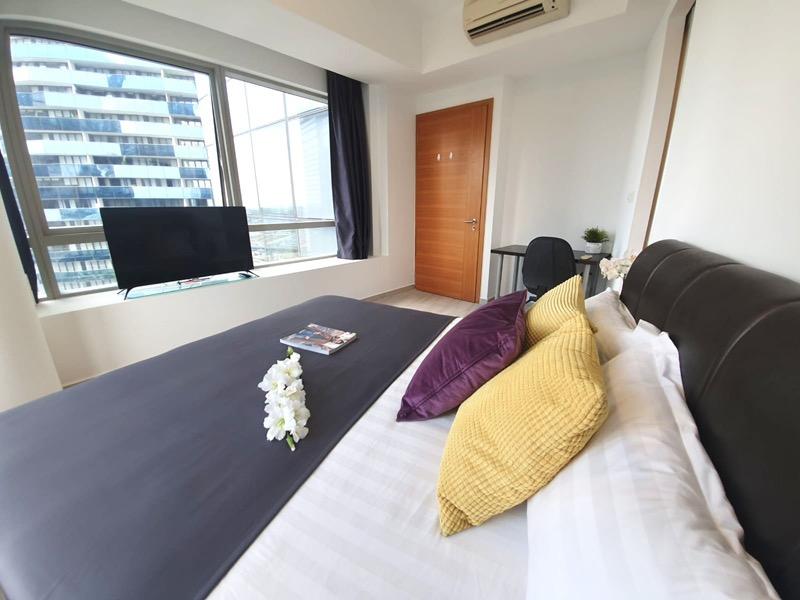 Apartment for Rent, The Sail @ Marina Bay Apartment Room Rental, $3,500, 1 Bed 1 Bath 220 sqft $15.91 psf, SGD 3,500 | 99-year Leasehold