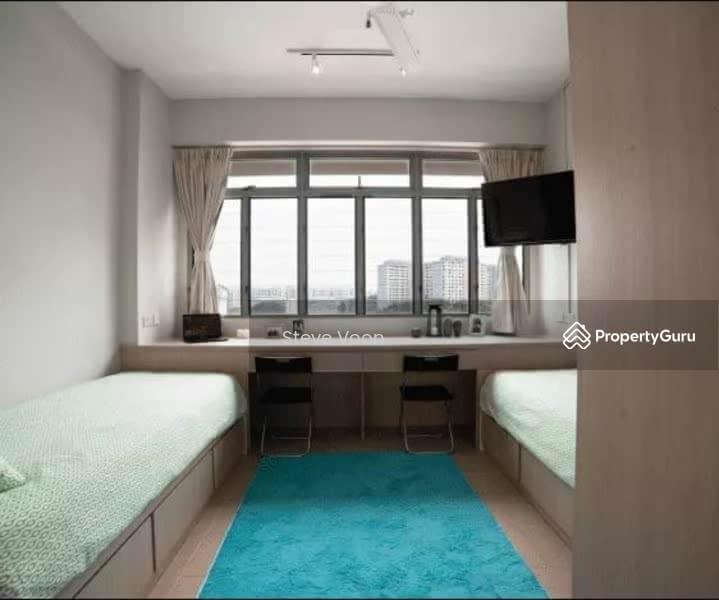 Prop-GPT: Apartment: D22 Boon Lay ?? Coliwoo - Boon Lay (Suit for NTU Student and Professional Near Jurong Point)