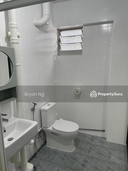 HDB Flat for Rent, 415 Jurong West Street 42, SGD 1,300 | 99-year lease