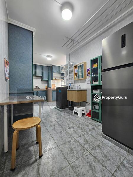 HDB Flat for Rent, 415 Jurong West Street 42, SGD 1,300 | 99-year lease