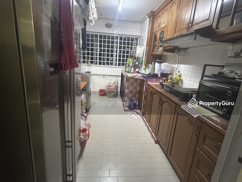 HDB Flat for Rent, 650 Hougang Avenue 8, SGD 750 | 99-year lease