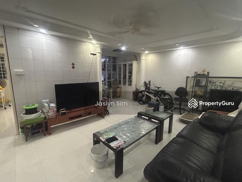 HDB Flat for Rent, 650 Hougang Avenue 8, SGD 750 | 99-year lease