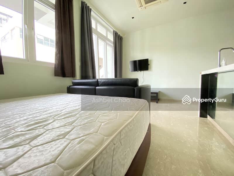 Apartment for Rent, Prestige Heights, SGD 2,550 | Freehold